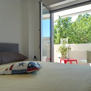 https://living-rome-interno-8.it-romehotels.com