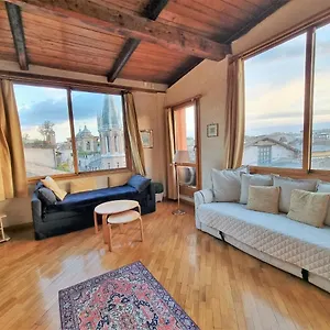 Amazing Panoramic Artist's Loft Spanish Steps , Rome Italy