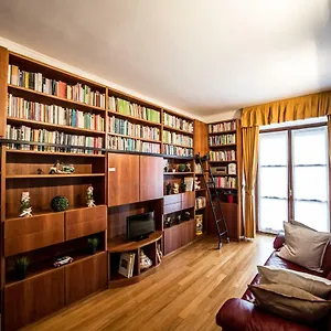 Apartment Airguest Crocetta Loft, Milan